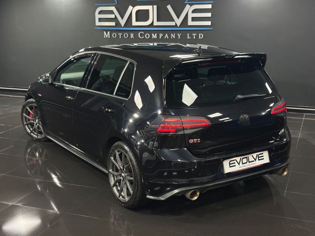 Used Volkswagen Golf 2019 for sale - 76888532: Photo 11