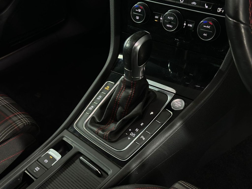 Used Volkswagen Golf 2019 for sale - 76888532: Photo 23