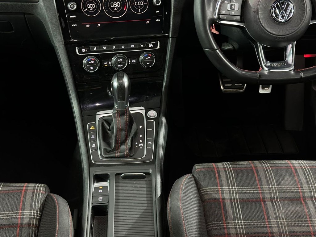 Used Volkswagen Golf 2019 for sale - 76888532: Photo 24