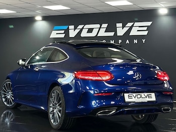 Used Mercedes-Benz C Class 2017 for sale - 79129393: Photo