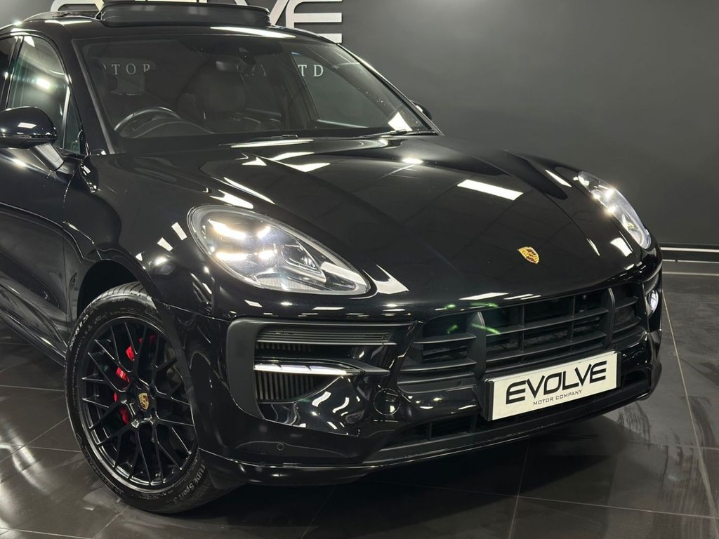 Used Porsche Macan 2021 for sale - 76604939: Photo 13