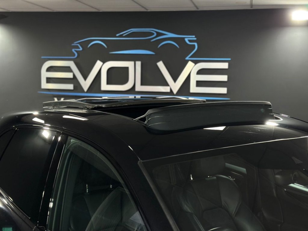 Used Porsche Macan 2021 for sale - 76604939: Photo 14