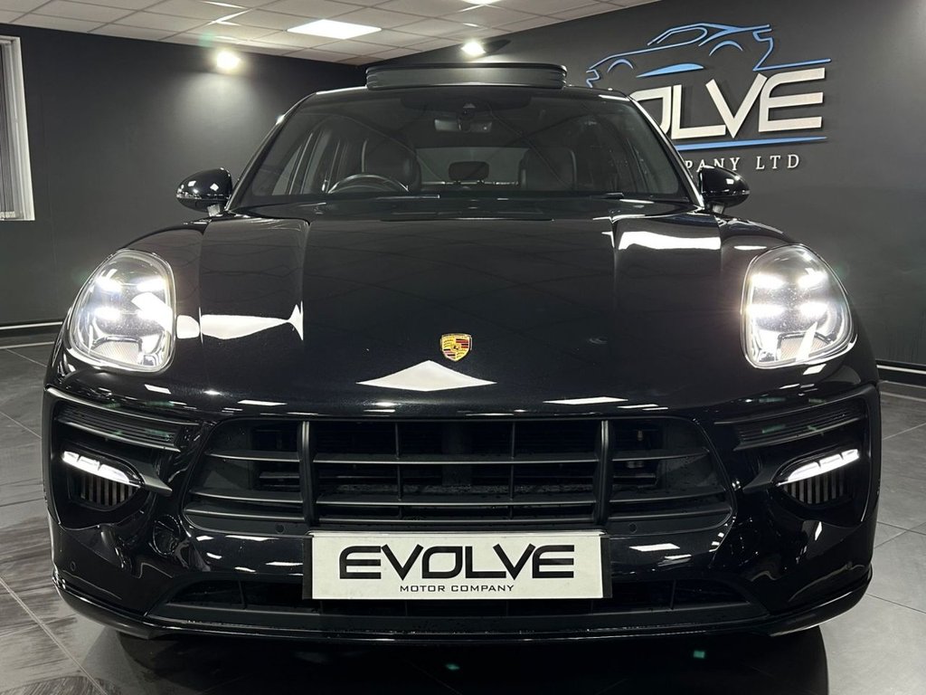 Used Porsche Macan 2021 for sale - 76604939: Photo 4
