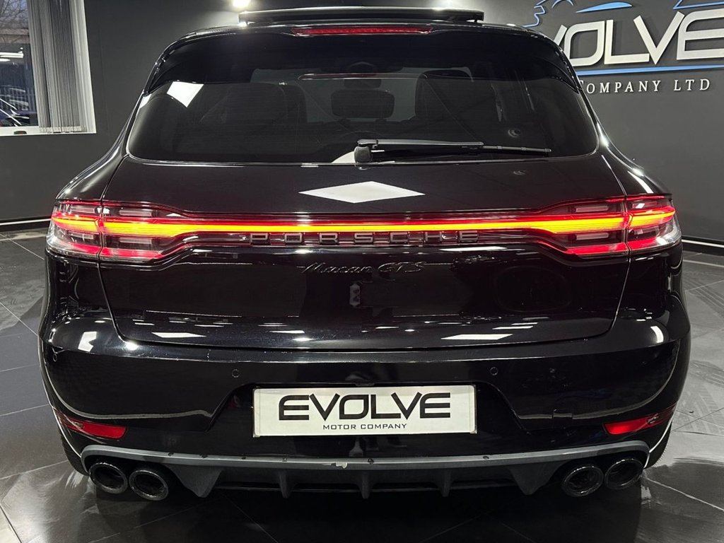 Used Porsche Macan 2021 for sale - 76604939: Photo 5