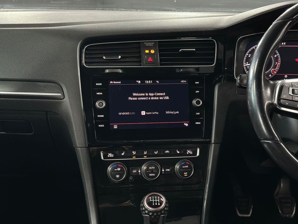 Used Volkswagen Golf 2019 for sale - 77205363: Photo 19