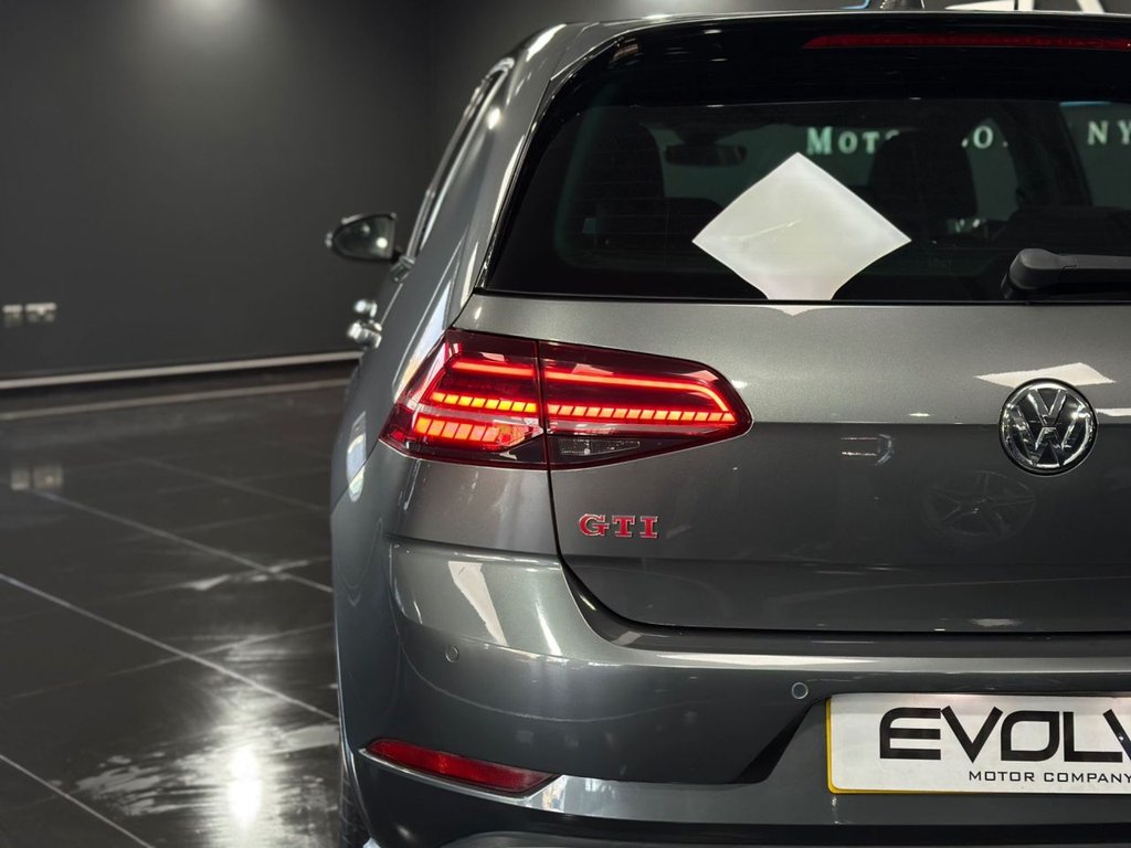 Used Volkswagen Golf 2019 for sale - 77205363: Photo 9