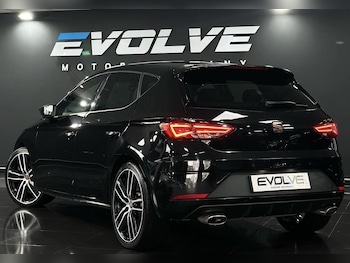 Used SEAT Leon 2019 for sale - 78097102: Photo