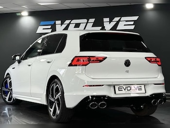 Used Volkswagen Golf 2023 for sale - 78501319: Photo