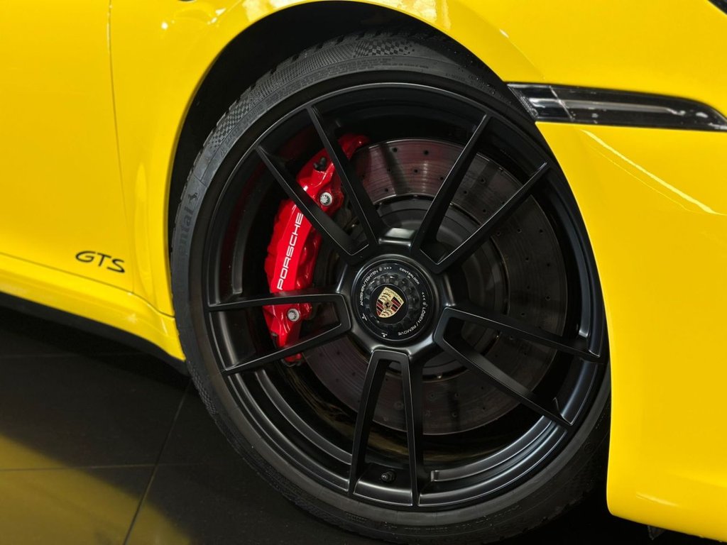 Used Porsche 911 2022 for sale - 77236550: Photo 16