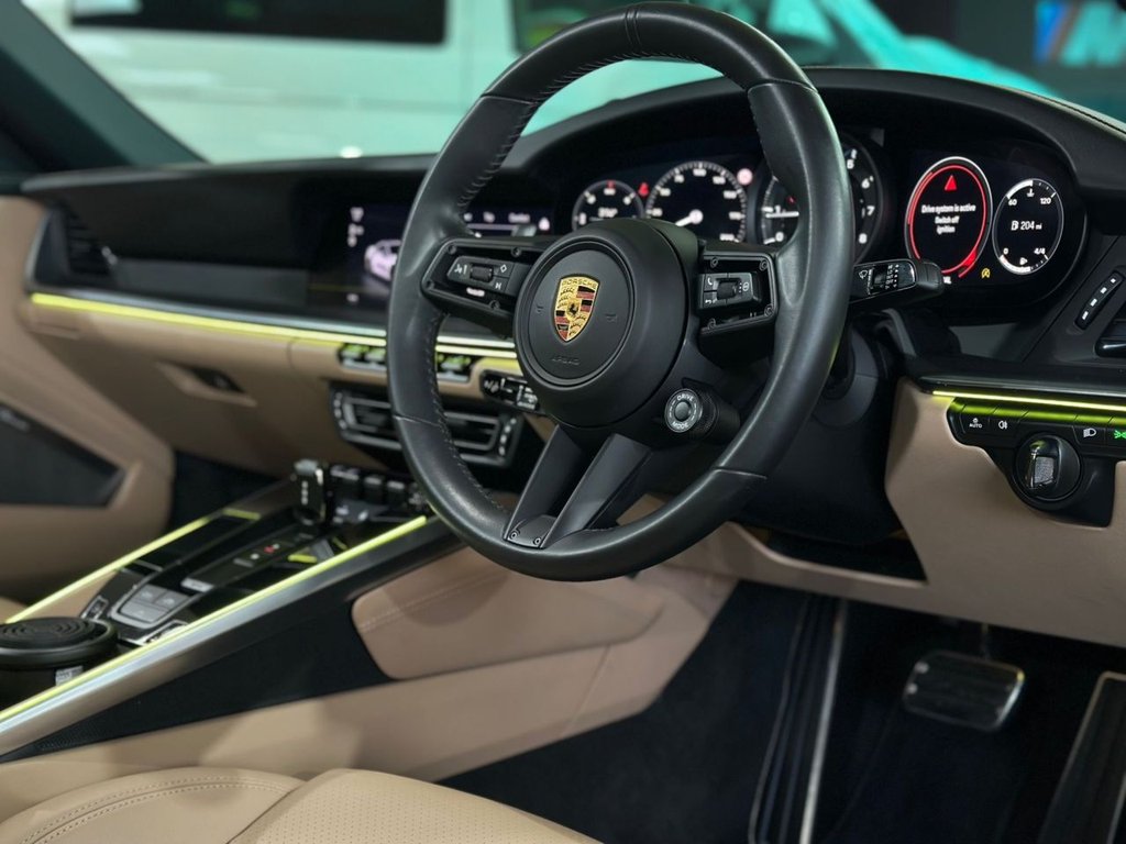 Used Porsche 911 2022 for sale - 77236550: Photo 17