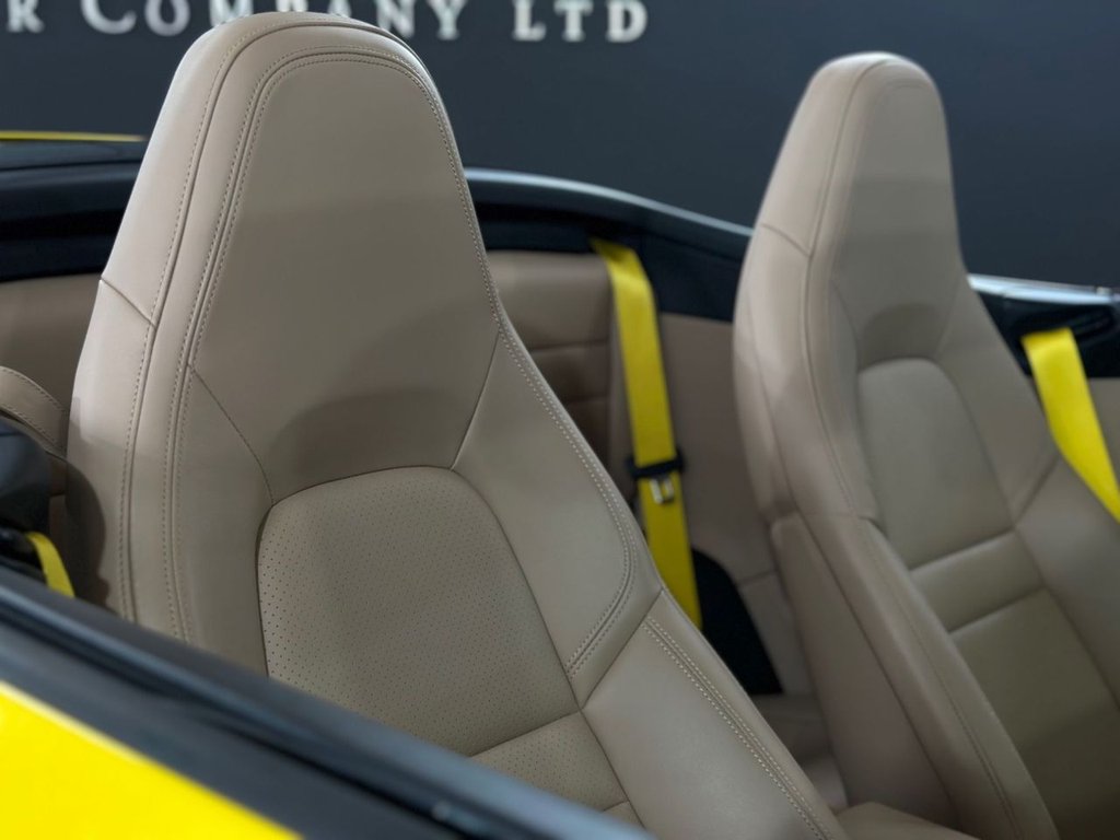 Used Porsche 911 2022 for sale - 77236550: Photo 26