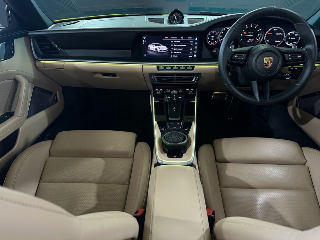 Used Porsche 911 2022 for sale - 77236550: Photo 3