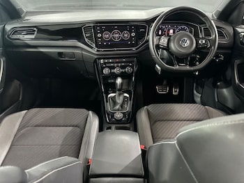 Used Volkswagen T-Roc 2020 for sale - 78760502: Photo