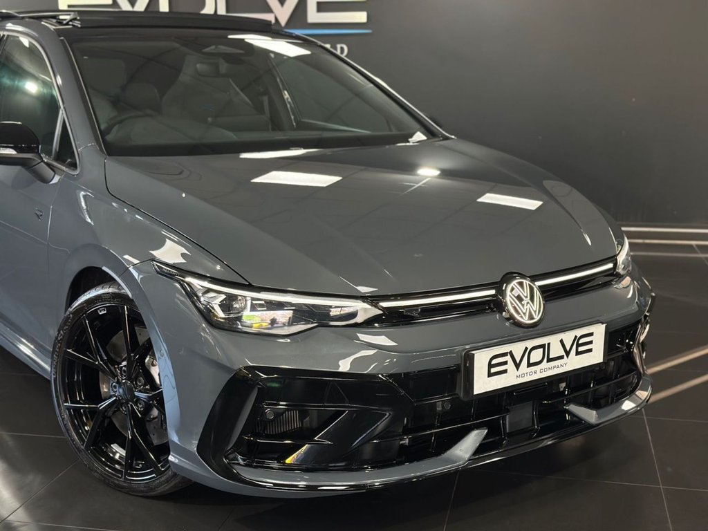 Used Volkswagen Golf 2025 for sale - 77236518: Photo 14