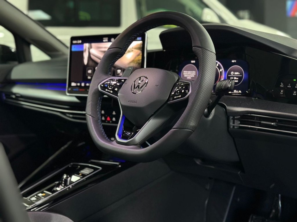 Used Volkswagen Golf 2025 for sale - 77236518: Photo 19