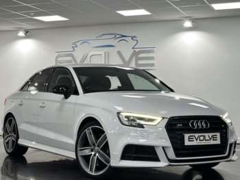 2017 (67) - 2.0 TFSI Black Edition Saloon 4dr Petrol S Tronic quattro Euro 6 (s/s) (310