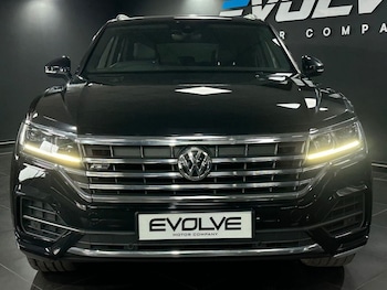 Used Volkswagen Touareg 2019 for sale - 78463482: Photo