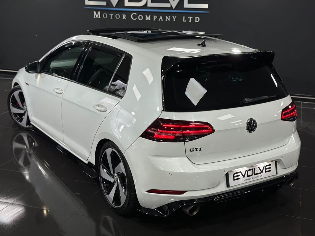 Used Volkswagen Golf 2017 for sale - 77498539: Photo 11