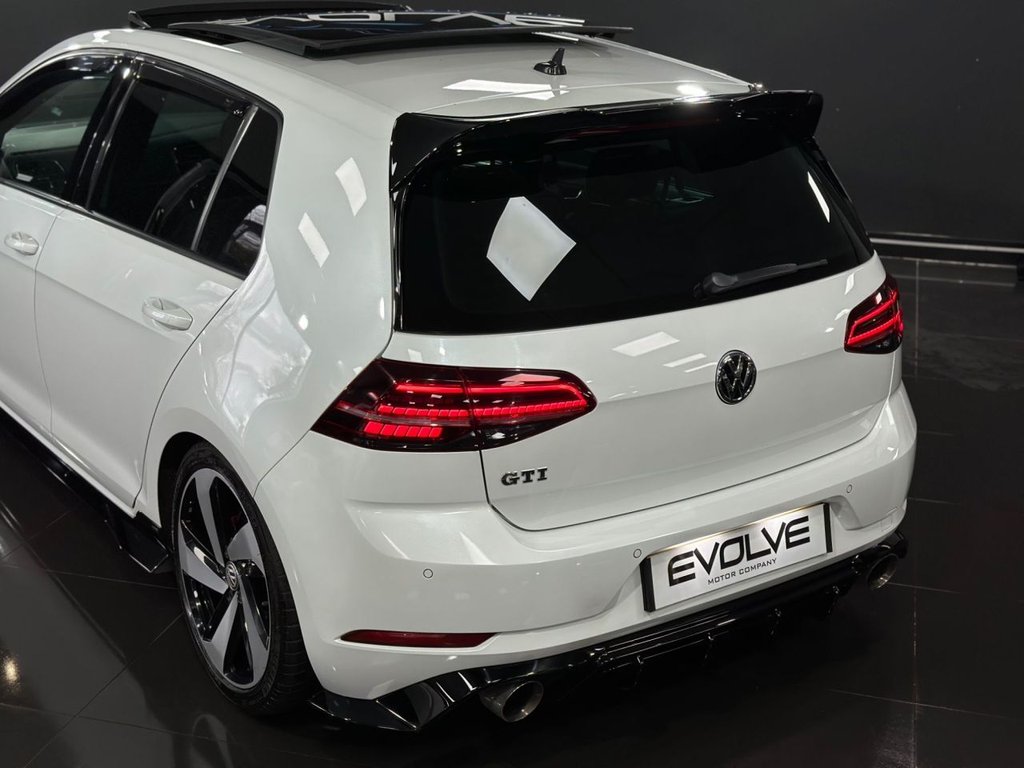 Used Volkswagen Golf 2017 for sale - 77498539: Photo 13