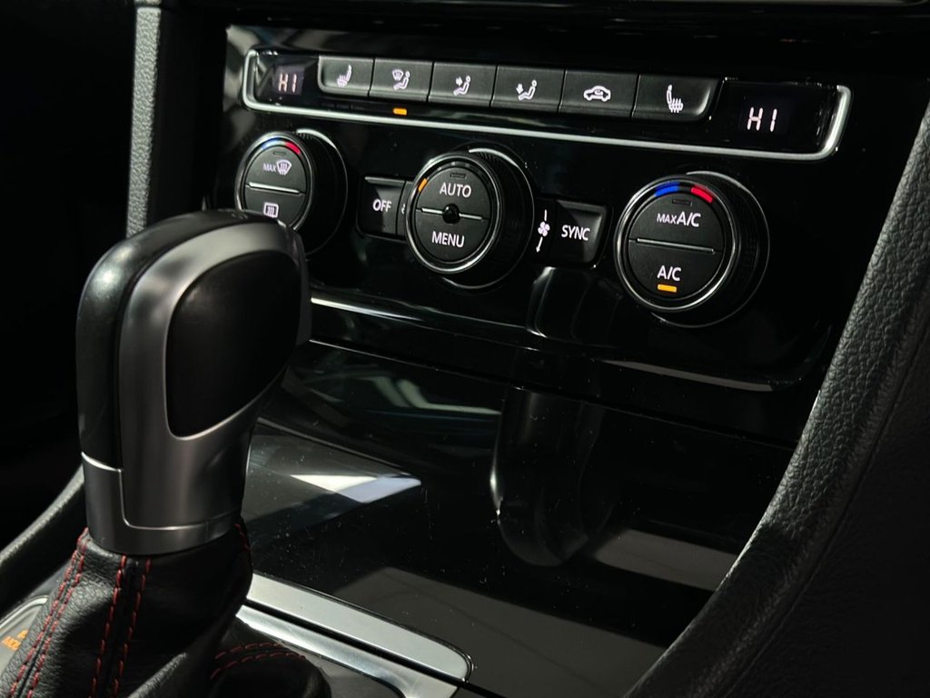 Used Volkswagen Golf 2017 for sale - 77498539: Photo 23