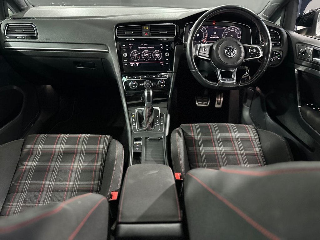 Used Volkswagen Golf 2017 for sale - 77498539: Photo 3