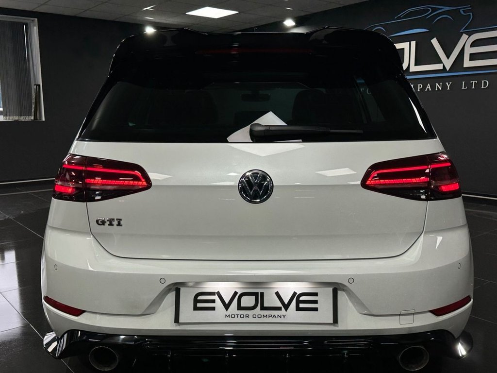 Used Volkswagen Golf 2017 for sale - 77498539: Photo 5