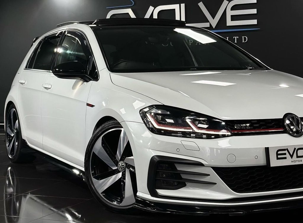 Used Volkswagen Golf 2017 for sale - 77498539: Photo 8