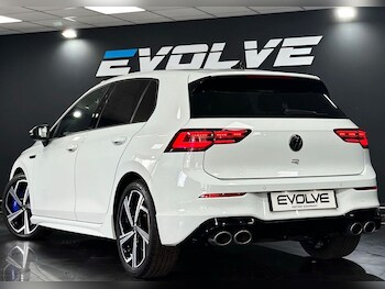 Used Volkswagen Golf 2024 for sale - 78557148: Photo