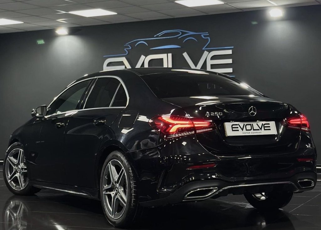 Used Mercedes-Benz A-Class 2019 for sale - 76547039: Photo 2