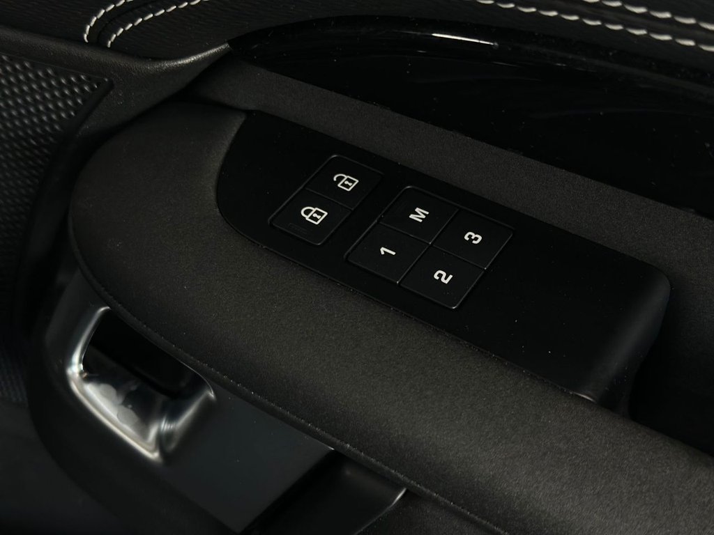 Used Land Rover Discovery 2021 for sale - 78088426: Photo 28