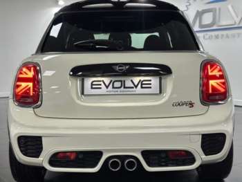 Used MINI Hatch 2019 for sale - 74953696: Photo