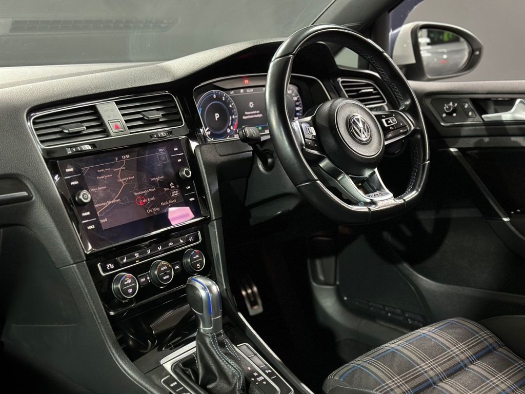 Used Volkswagen Golf 2018 for sale - 76950185: Photo 21