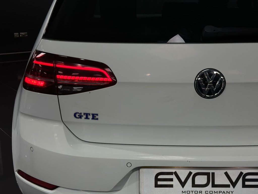 Used Volkswagen Golf 2018 for sale - 76950185: Photo 7