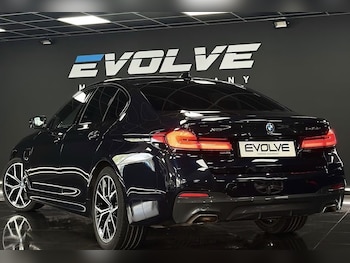 Used BMW 5 Series 2021 for sale - 79562389: Photo