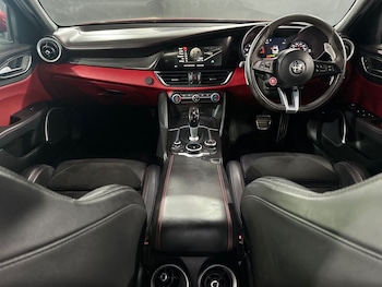 Used Alfa Romeo Giulia 2017 for sale - 78839611: Photo