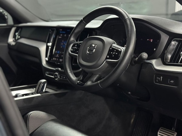 Used Volvo XC60 2021 for sale - 76303971: Photo 16