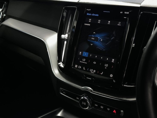 Used Volvo XC60 2021 for sale - 76303971: Photo 20