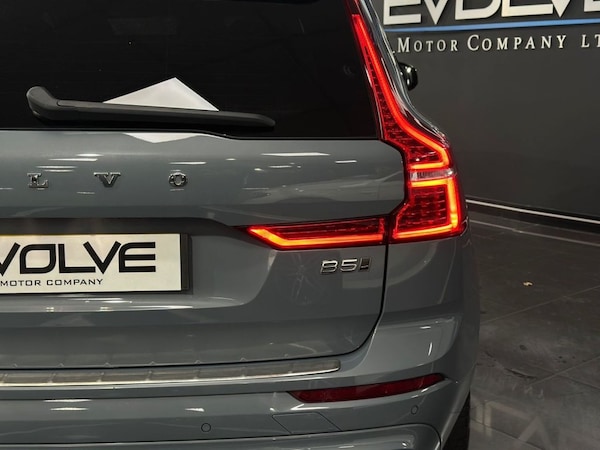 Used Volvo XC60 2021 for sale - 76303971: Photo 7