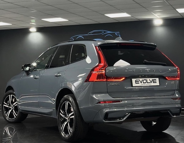 Used Volvo XC60 2021 for sale - 76303971: Photo 9