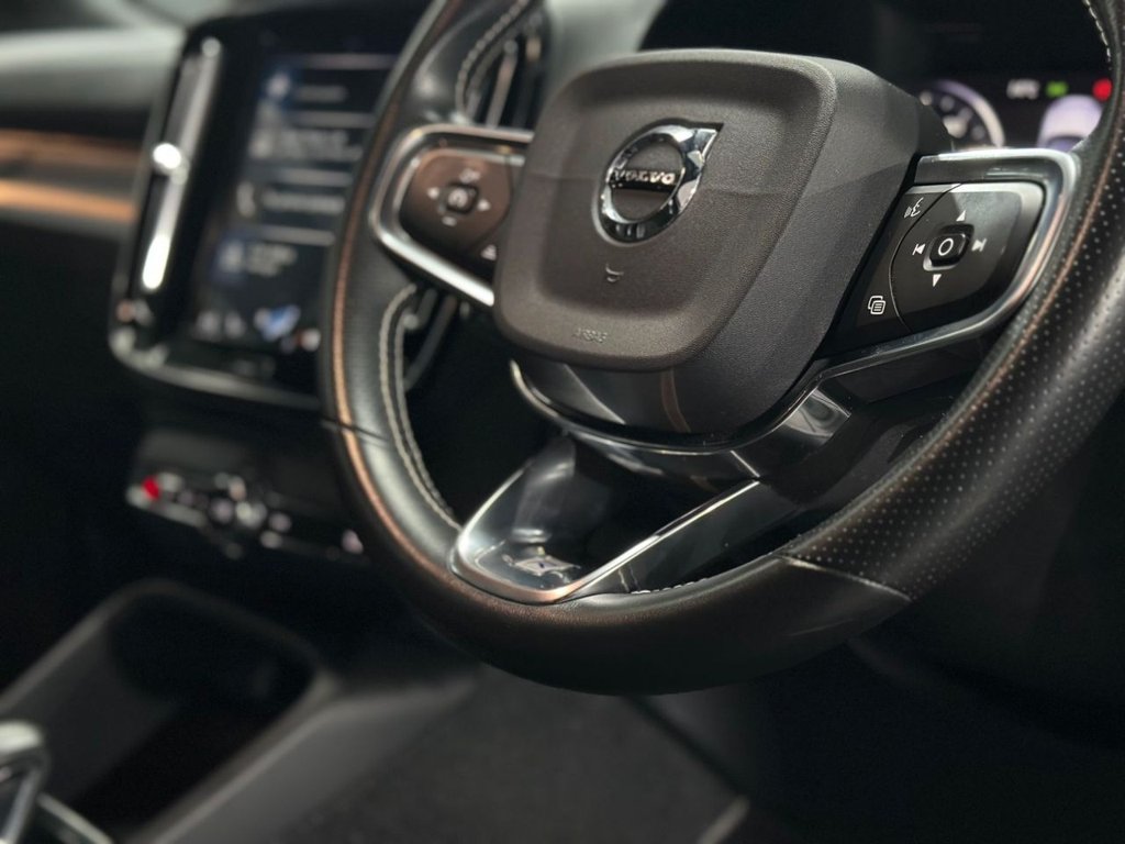 Used Volvo XC40 2020 for sale - 76434388: Photo 21