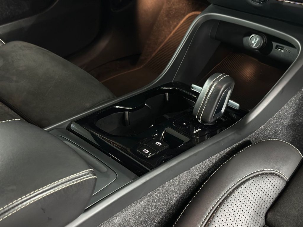 Used Volvo XC40 2020 for sale - 76434388: Photo 24