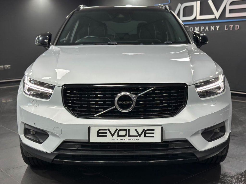 Used Volvo XC40 2020 for sale - 76434388: Photo 4