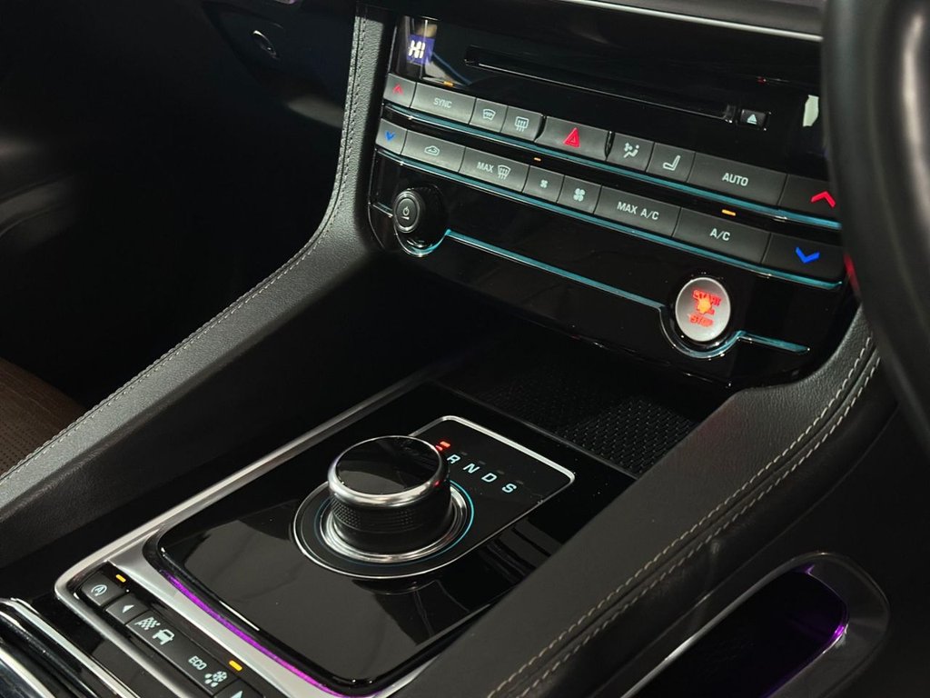 Used Jaguar F-Pace 2016 for sale - 77199780: Photo 25