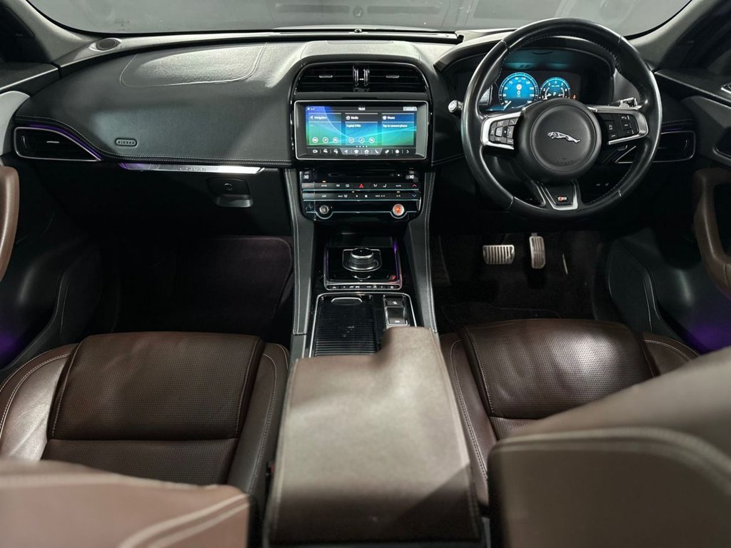 Used Jaguar F-Pace 2016 for sale - 77199780: Photo 3