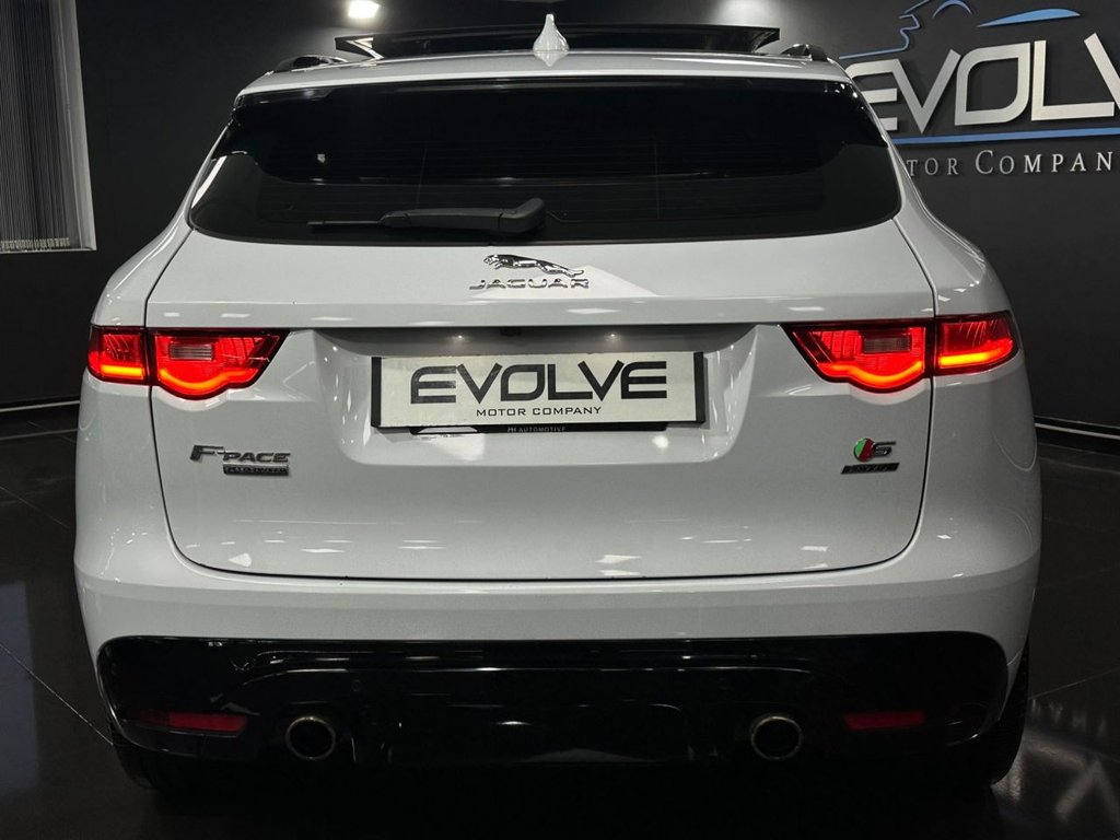 Used Jaguar F-Pace 2016 for sale - 77199780: Photo 5