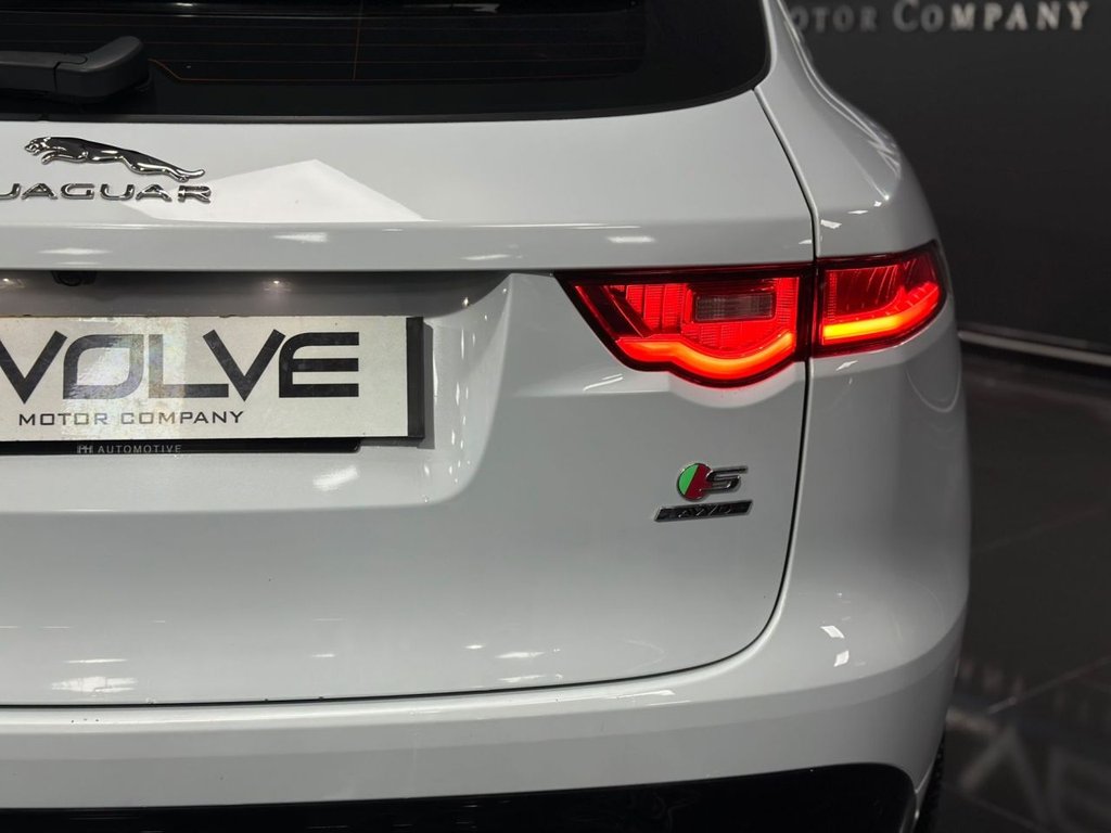 Used Jaguar F-Pace 2016 for sale - 77199780: Photo 7