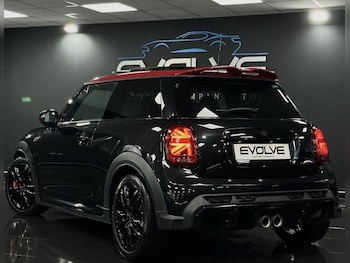 Used MINI Hatch 2023 for sale - 77792516: Photo