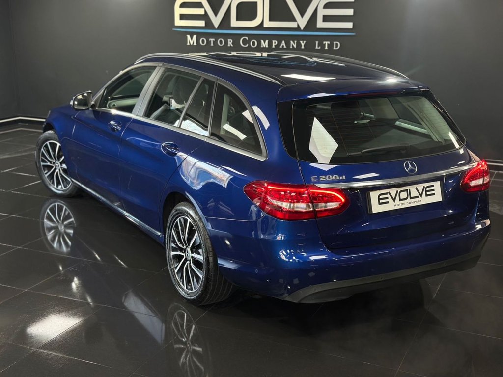 Used Mercedes-Benz C Class 2019 for sale - 77747934: Photo 11