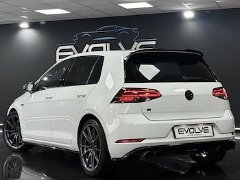Used Volkswagen Golf 2017 for sale - 75986669: Photo