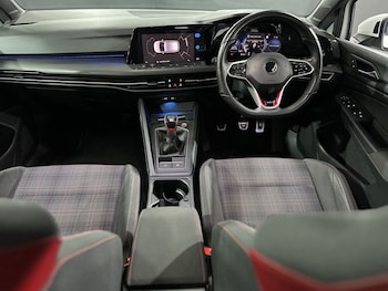 Used Volkswagen Golf 2021 for sale - 76552047: Photo